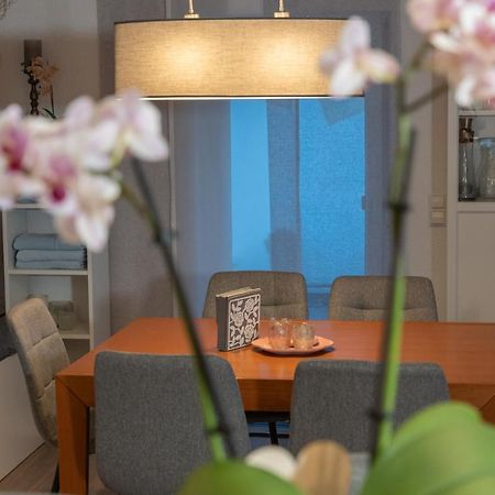 #1 Modernes Zimmer Mit Pool Und Garten Memmingen Exterior foto